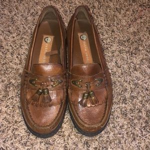 Earth Shoe Boys Size 7